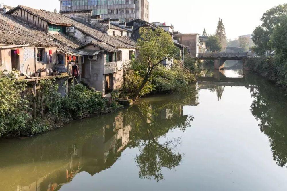 孤岛惊魂4
